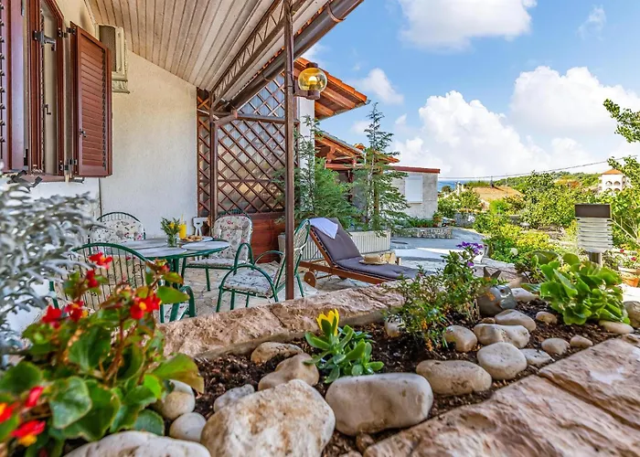 2 Bedroom Lovely In Pula