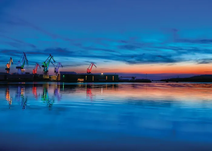 2 Bedroom Lovely In * Pula